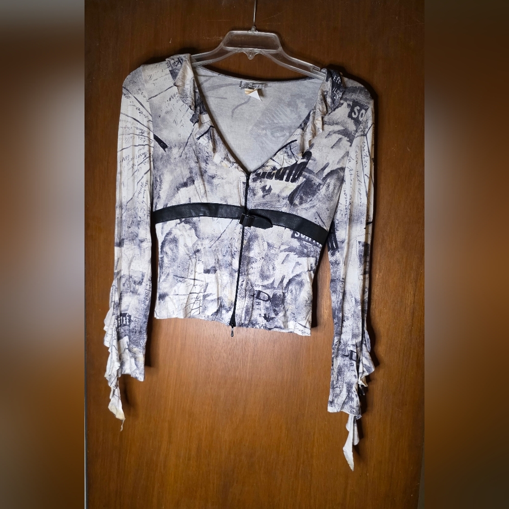 Alberto Makati Abstract Print Zip Front Long Sleeve Top w Faux Leather Belt – M